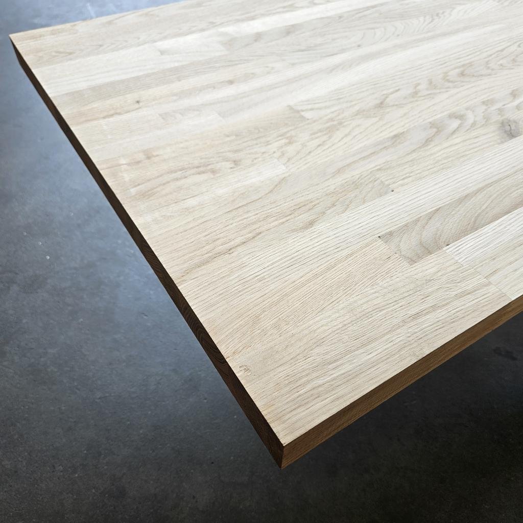 Blaty dębowe klejone na mikrowczep – grubości 21 mm i 40 mm